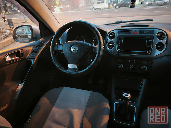 750 тыс.руб. Volkswagen Tiguan 2008г. Полный привод 4WD! Высокий клиренс. 1 Хозяин! Зелёная автотека Донецк - изображение 7