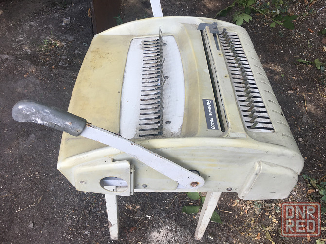 Переплетчик на пластиковую пружину Fellowes bp400, Брошюратор А4, биндер Донецк - изображение 1