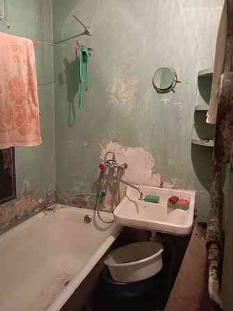 Торг. Продажа 2-х ккв Бакинских комиссаров Донецк