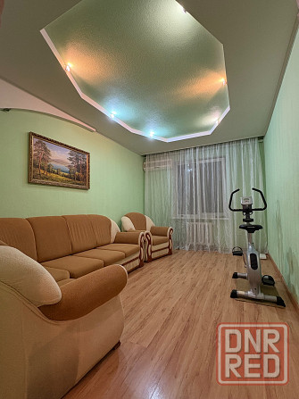 Продам 3.комн. квартиру в центре Докучаевска Докучаевск - изображение 2