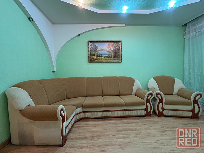 Продам 3.комн. квартиру в центре Докучаевска Докучаевск - изображение 1