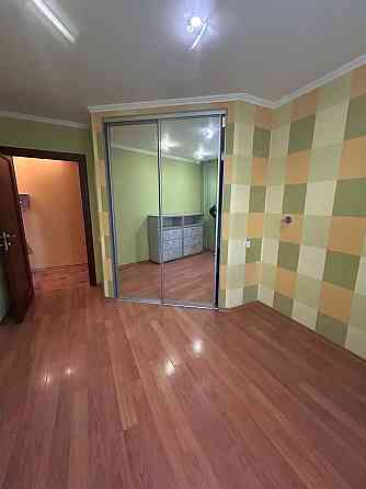 3х комнатная 3/9. Современный капитальный ремонт. Норд. Донецк