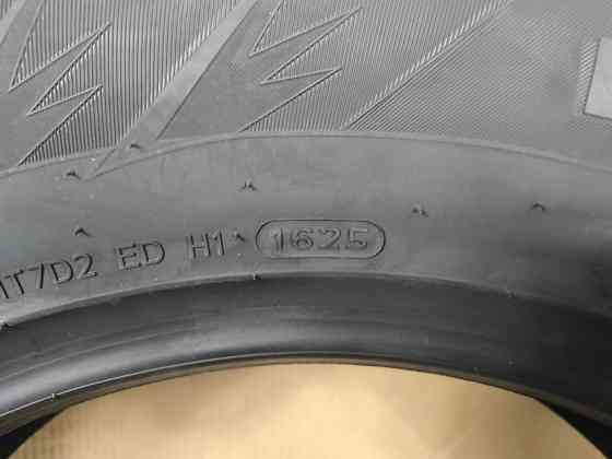 Продам комплект зимних шин 235/65 R18 Hankook Wnter I*Cept RW10 XL 106T(Корея) ---- 12 478 руб./шт Донецк