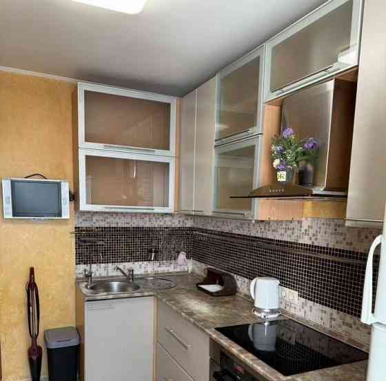 Сдам 2-комнатную квартиру в Ворошиловском районе, площадь Ленина. Донецк