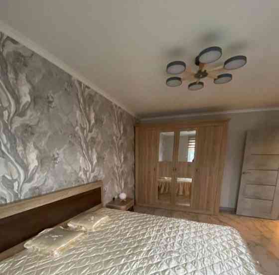 Первая сдача, просторная двухкомнатная квартира Киевский район, Донецк Сити. 48.0 м.кв.3/9 этаж Донецк