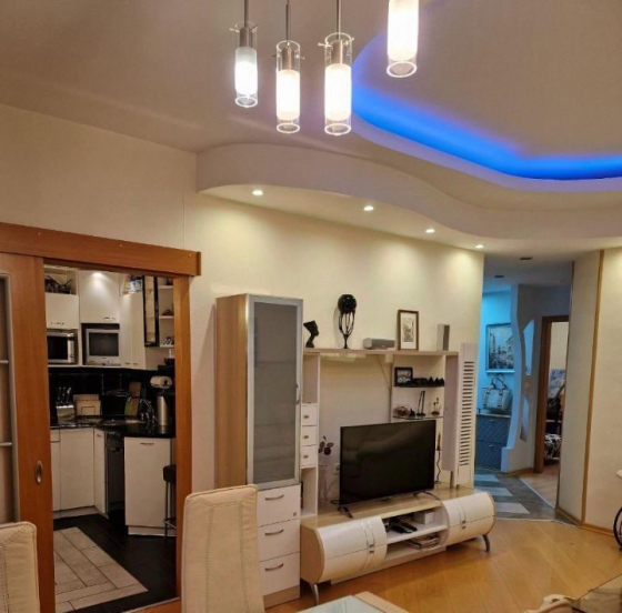 Двухкомнатная квартира, рынок Маяк Донецк