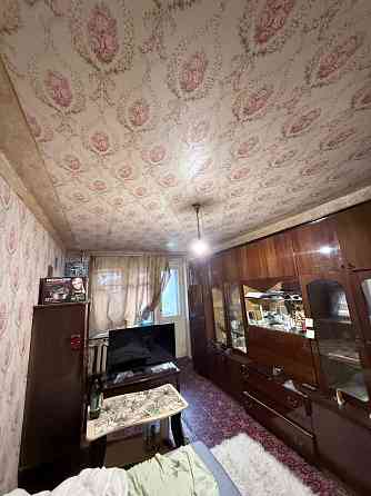 Продам 2-х комн. квартиру 2/5 в Червоногвардейском районе центр - улица Малиновского Макеевка