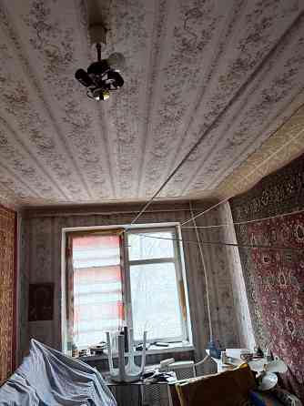 Продам 2-х комн. квартиру 2/5 в Червоногвардейском районе центр - улица Малиновского Макеевка