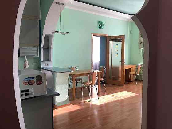 Двухкомнатная на Челюскинцев 68м2 Донецк