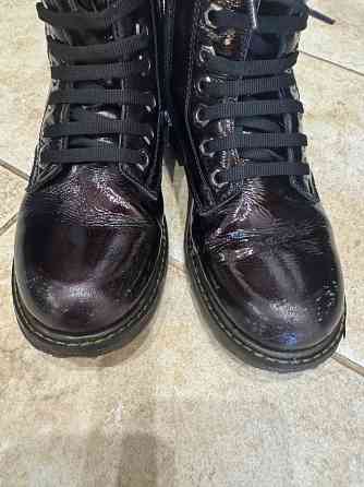 Ботинки для девочки , кожаные лаковые Донецк