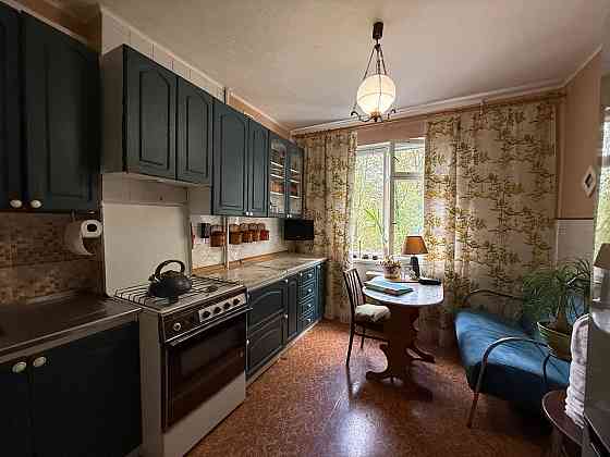 ПPОDАM 3-х комнатную в Буденновском районе,возле храма на улице Нижнекурганская Донецк