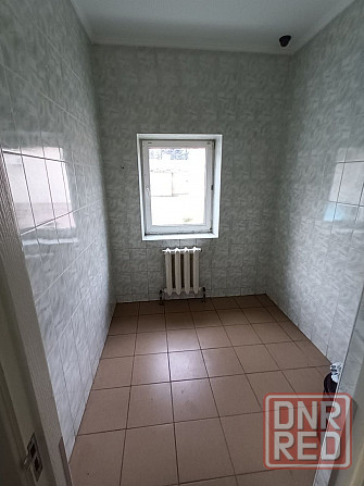 Офис, магазин, склад 248 кв. м. район 31 линии а Макеевка - изображение 2