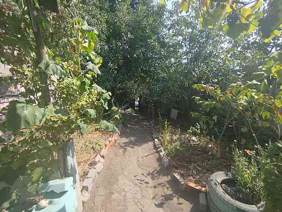 Продаётся дом, участок 8 соток Мариуполь