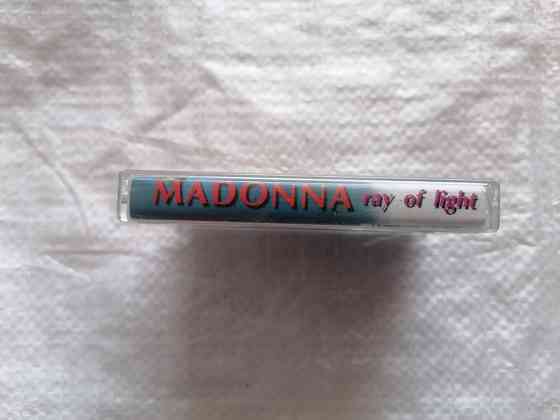 аудиокассета Madonna - Ray of lights. Стаханов