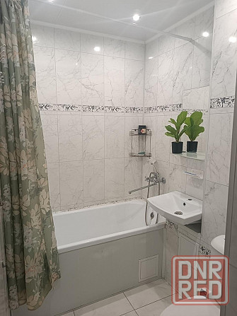 Сдаётся однокомнатная квартира в Ворошиловском районе, ориентир - Крытый рынок. Донецк - изображение 2