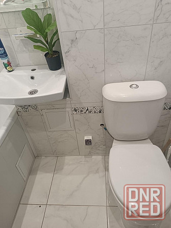 Сдаётся однокомнатная квартира в Ворошиловском районе, ориентир - Крытый рынок. Донецк - изображение 3