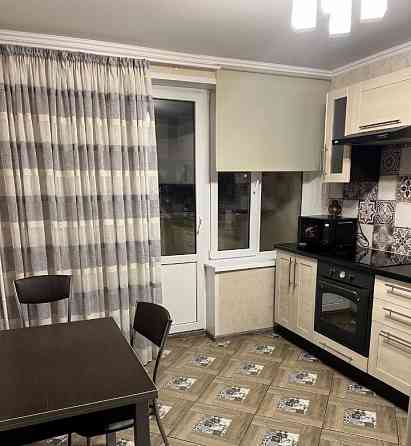 даётся двухкомнатная квартира в Кировском районе, мкрн Мирный. Донецк