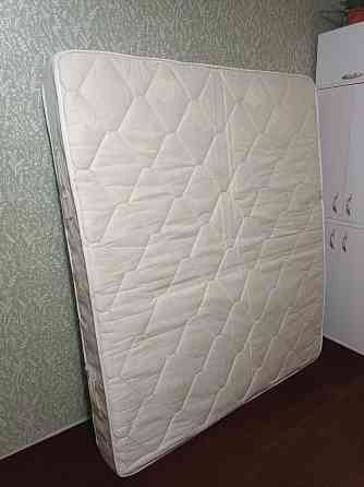 Матрас 1.6*1.9*23 см,5 т.р. Макеевка, Зелёный Макеевка