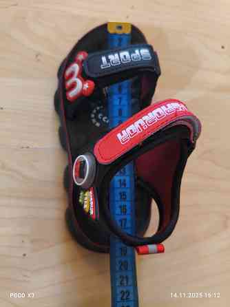 Босоножки сандалии для мальчика красно-чёрные светятся Донецк