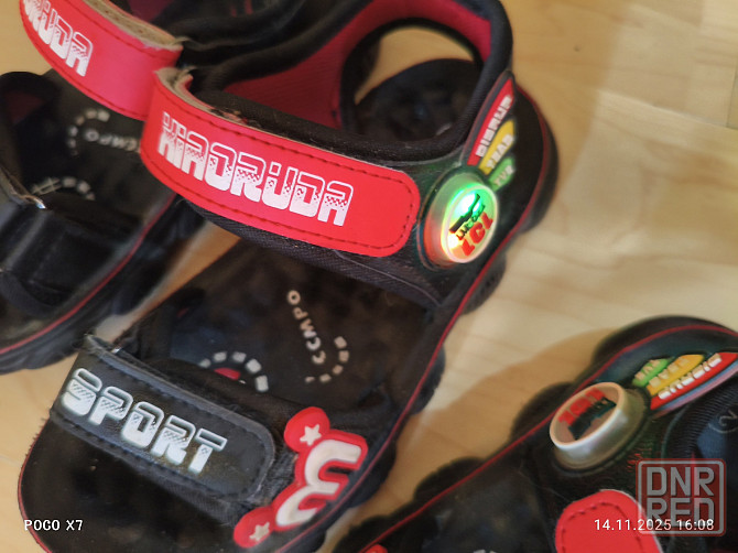 Босоножки сандалии для мальчика красно-чёрные светятся Донецк - изображение 2