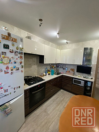 Сдается шикарная двухкмонатная квартира в Ильичевском районе, 26-й квартал. Мариуполь - изображение 1