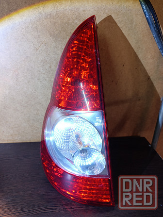 Задний левый стоп Приора универсал Донецк - изображение 1