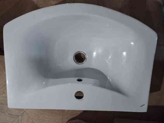 Раковина с тумбой для ванной Макеевка