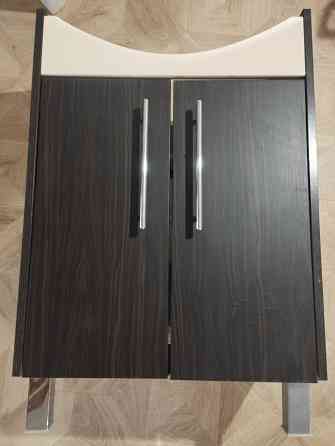 Раковина с тумбой для ванной Макеевка