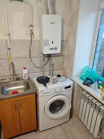 сдам 2 к.кв. ленинский р. конти мужские костюмы 25000 р. Донецк