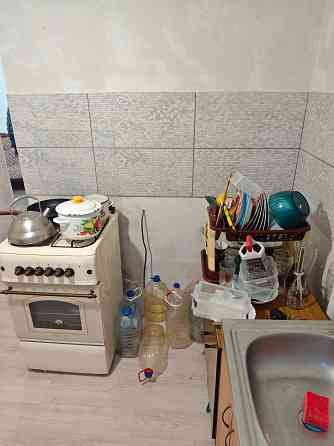 сдам 2 к.кв. ленинский р. конти мужские костюмы 25000 р. Донецк