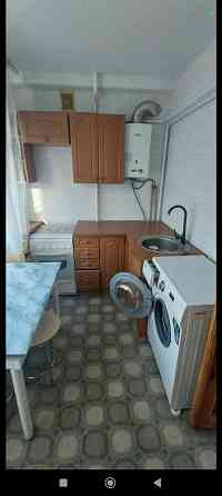 сдам 1 к.кв. ворошиловск. р. крытый рынок 30000 р. колонка . Донецк