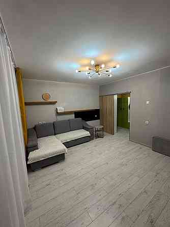 Сдам 1-комнатную квартиру в Калининском районе, Грузия. Донецк