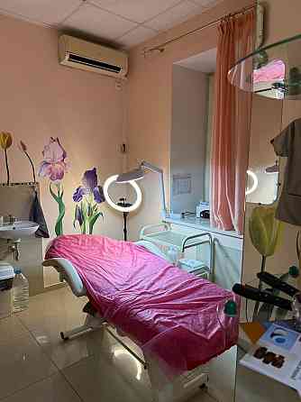 Продается действующий салон красоты в Калининском районе Донецка Донецк