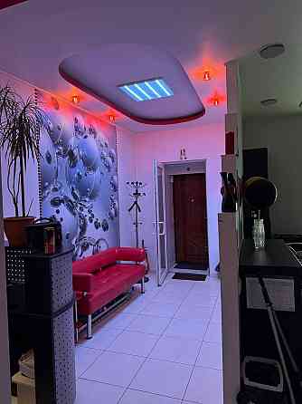 Продается действующий салон красоты в Калининском районе Донецка Донецк