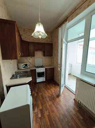 Крупногабаритная 3 к кв 87 м², Крытый рынок Донецк