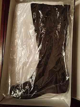 Зимние замшевые сапоги. Донецк