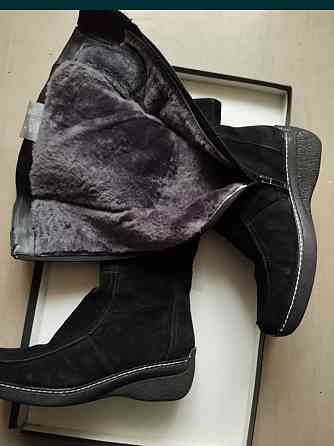 Зимние замшевые сапоги. Донецк