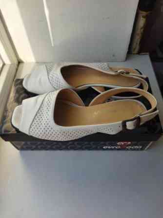 Женские кожаные босоножки 36 р. Донецк