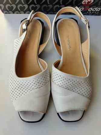 Женские кожаные босоножки 36 р. Донецк