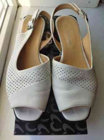 Женские кожаные босоножки 36 р. Донецк