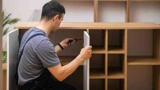 требуется сборщик мебели Донецк