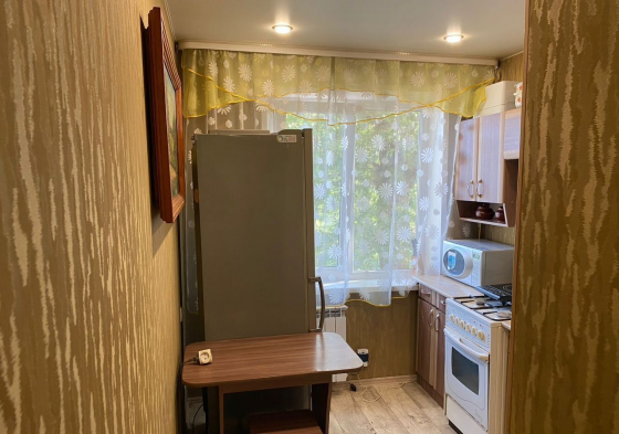 Сдаю однокомнатную квартиру, ориентир Шахтерская площадь Донецк