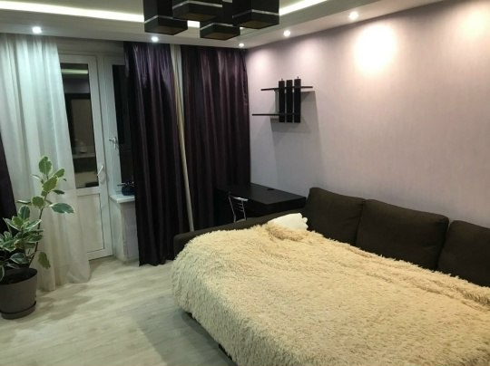 Сдаётся 1-комнатная квартира в Ленинском районе,оцкб Донецк