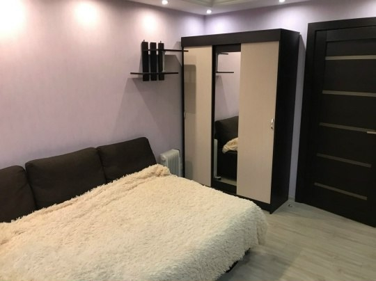 Сдаётся 1-комнатная квартира в Ленинском районе,оцкб Донецк