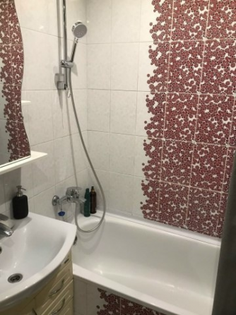 Сдаётся 1-комнатная квартира в Ленинском районе,оцкб Донецк