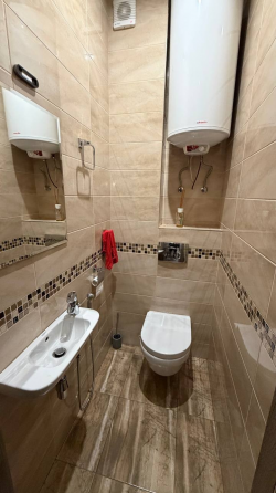 аренда 2-х комнатной квартиры в Ворошиловском районе, Университетская улица Донецк