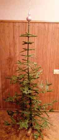 Ёлка искусственная с украшениями, высота 1,5м. сделана в ссср Донецк