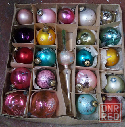 Украшения игрушки шарики верхушка для новогодней ёлки комплектом Донецк - изображение 1