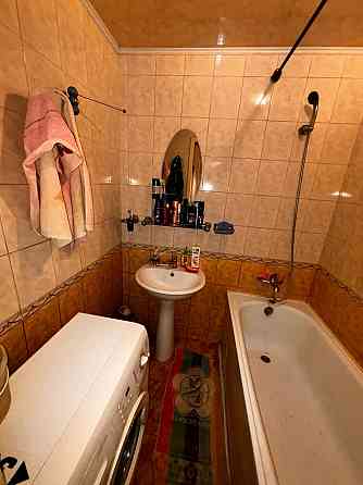 Продам 2х комн. 2/9 ул. Благовещенская Донецк