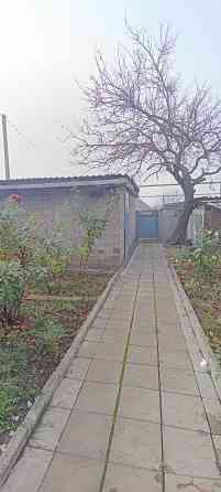 Продам дом в Пролетарском районе. Гараж. Донецк